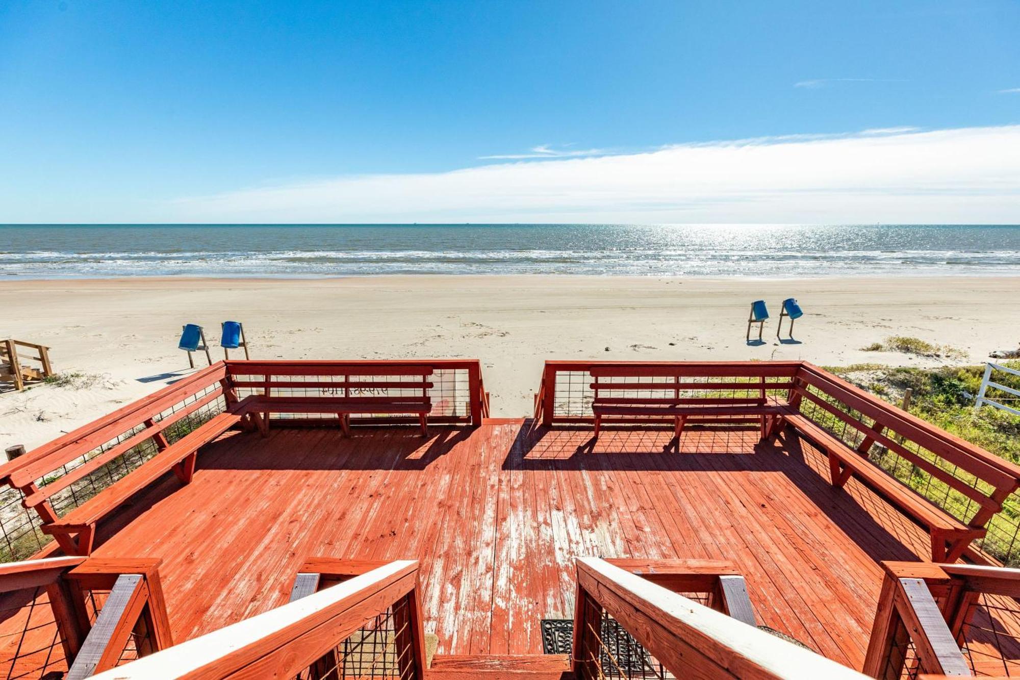 Unobstructed Oceanfront Sea Turtle Unit 2 Beach Pad! Серфсайд-Бич Экстерьер фото