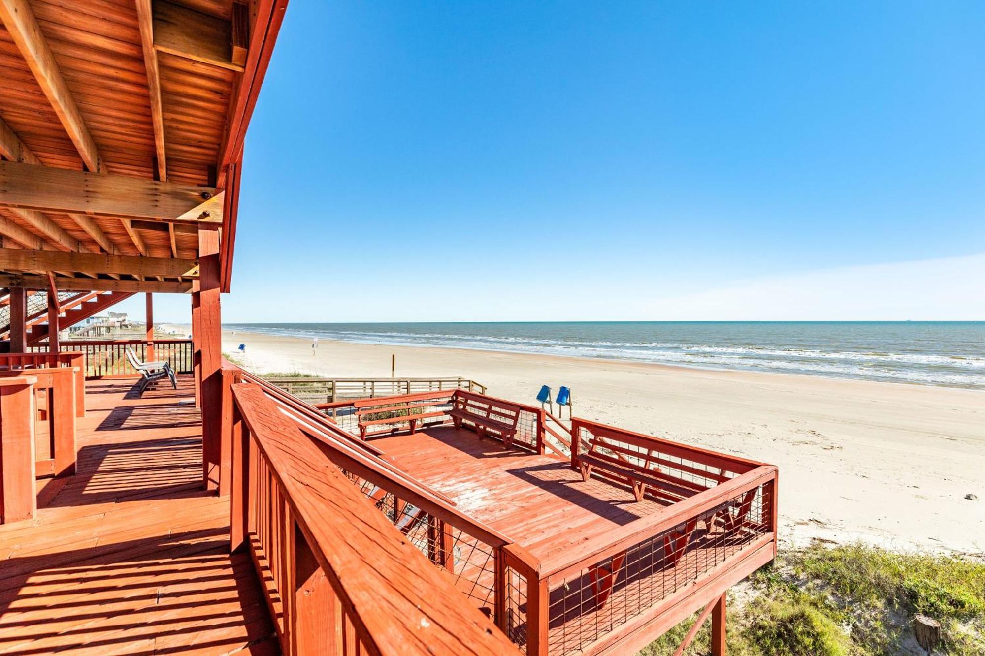 Unobstructed Oceanfront Sea Turtle Unit 2 Beach Pad! Серфсайд-Бич Экстерьер фото